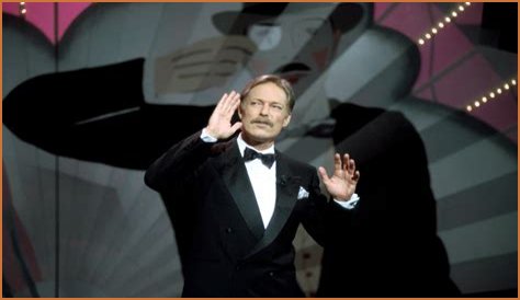 Richard Chamberlain's Current Relationship Status Revealed